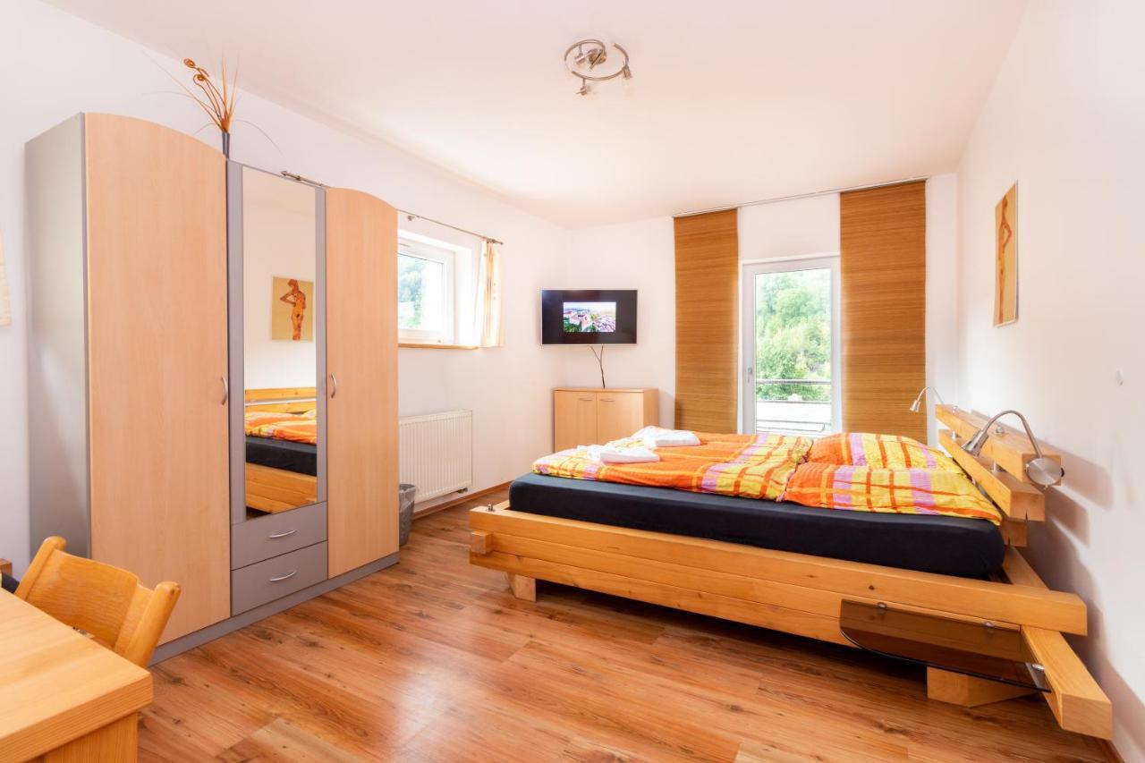 Hotel Ubytovani Bezchlebovi à Český Krumlov Extérieur photo